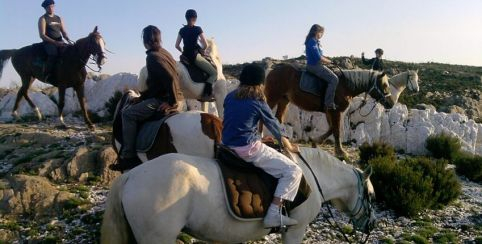 À cheval dans les Maures : Balade équestre à partir de 10 ans avec le Conservatoire du Patrimoine du Freinet à la Garde Freinet